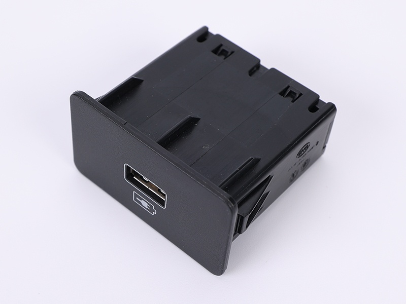 Car 12W single-port charging USB box